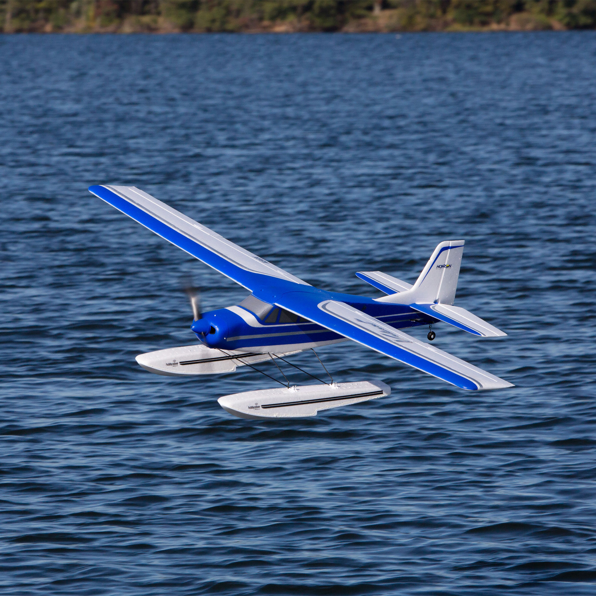 E-flite Valiant 1.3m BNF Basic with AS3X and SAFE Select