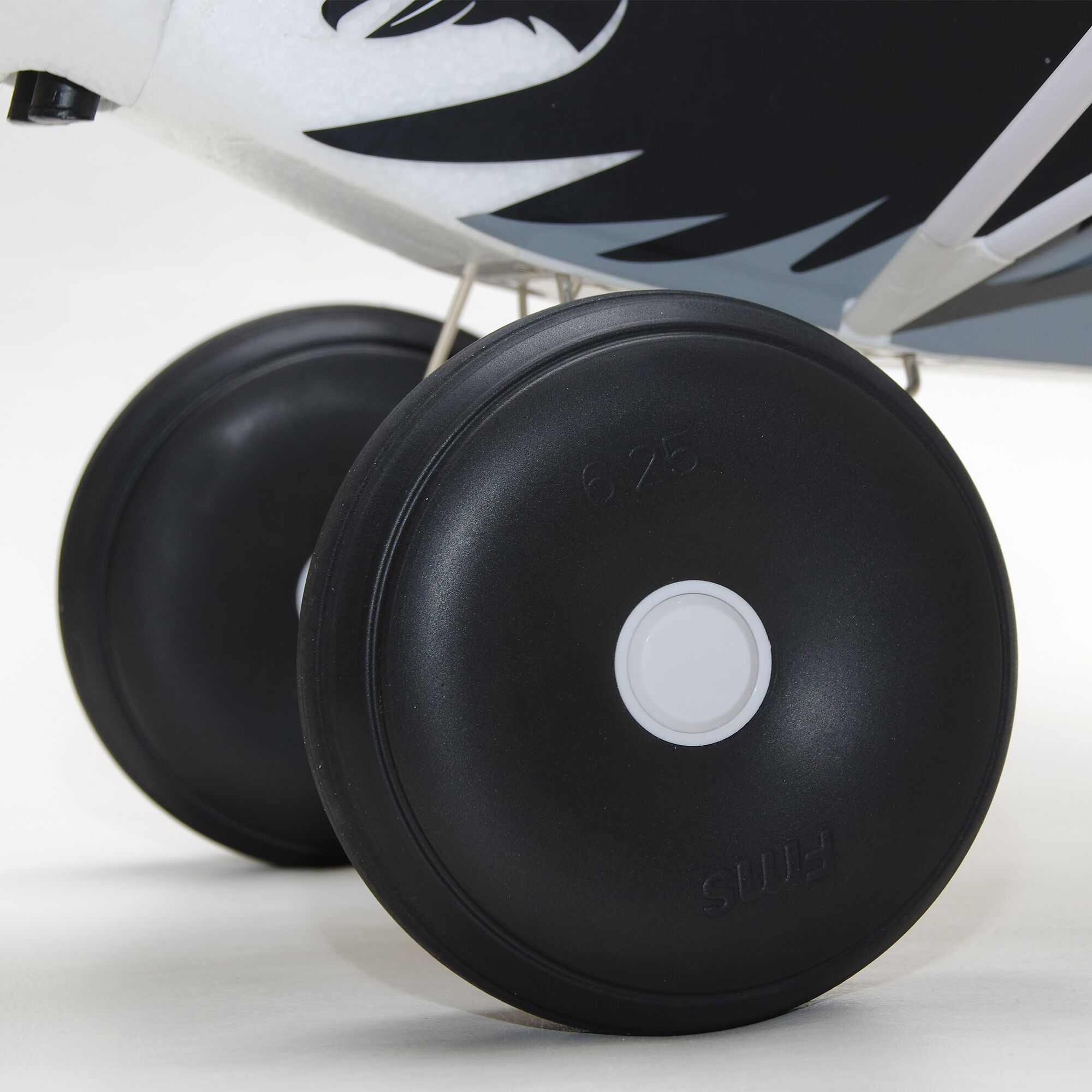 FMS PA-18 Super Cub 1700mm PNP with Floats and Reflex