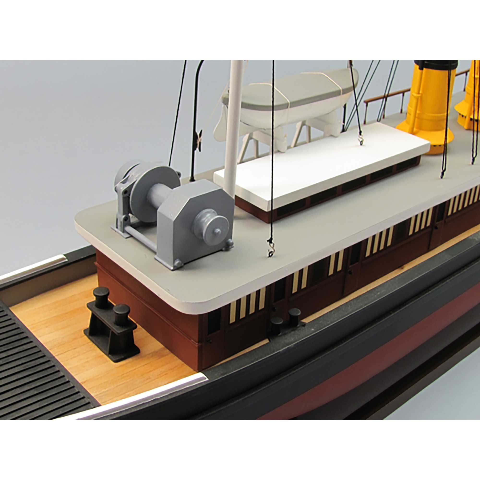 Dumas Products, Inc. 1/48 George W. Washburn Tugboat Kit, 30"