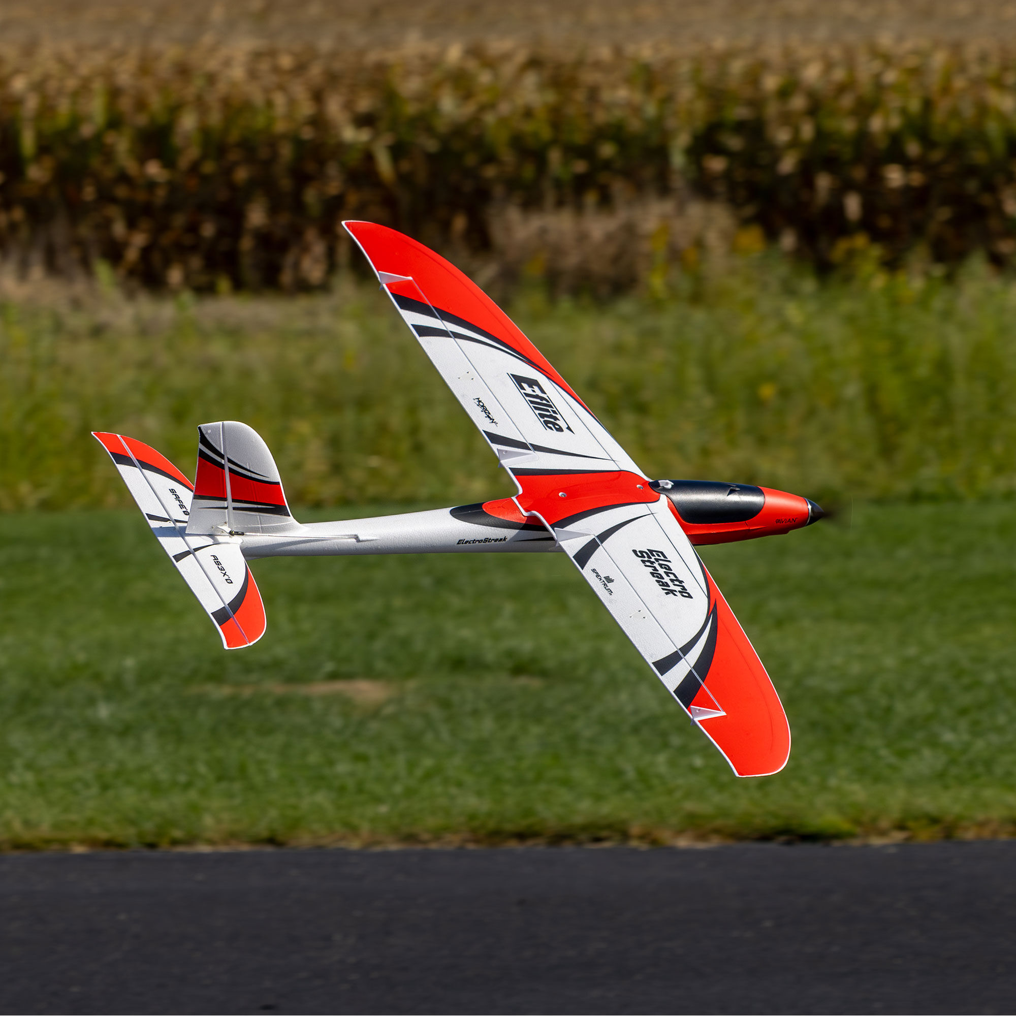 E-flite ElectroStreak 1.1m BNF Basic with AS3X+ and SAFE Select