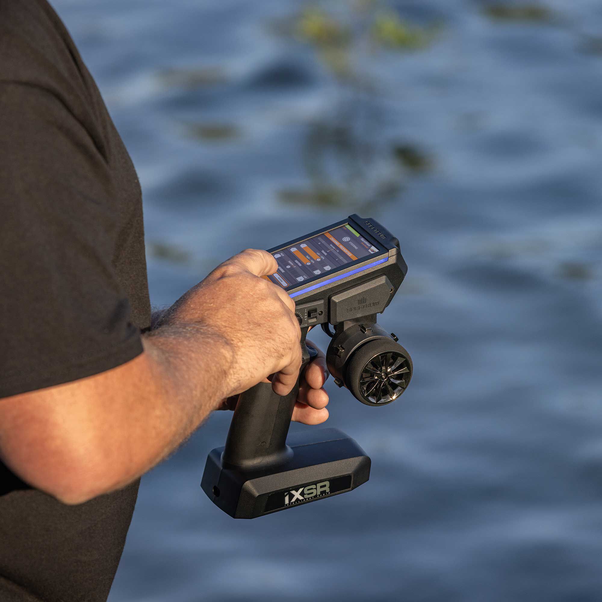 Spektrum iXSR 6-Channel DSMR Surface Transmitter with SR515 Receiver