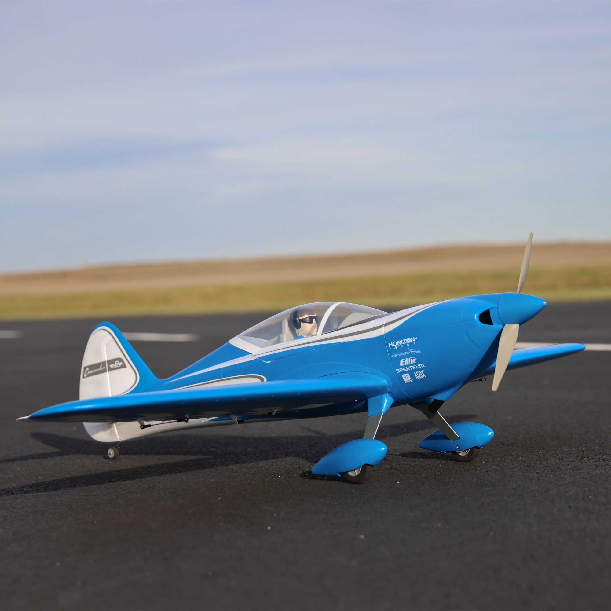 E-flite Commander mPd 1.4m PNP