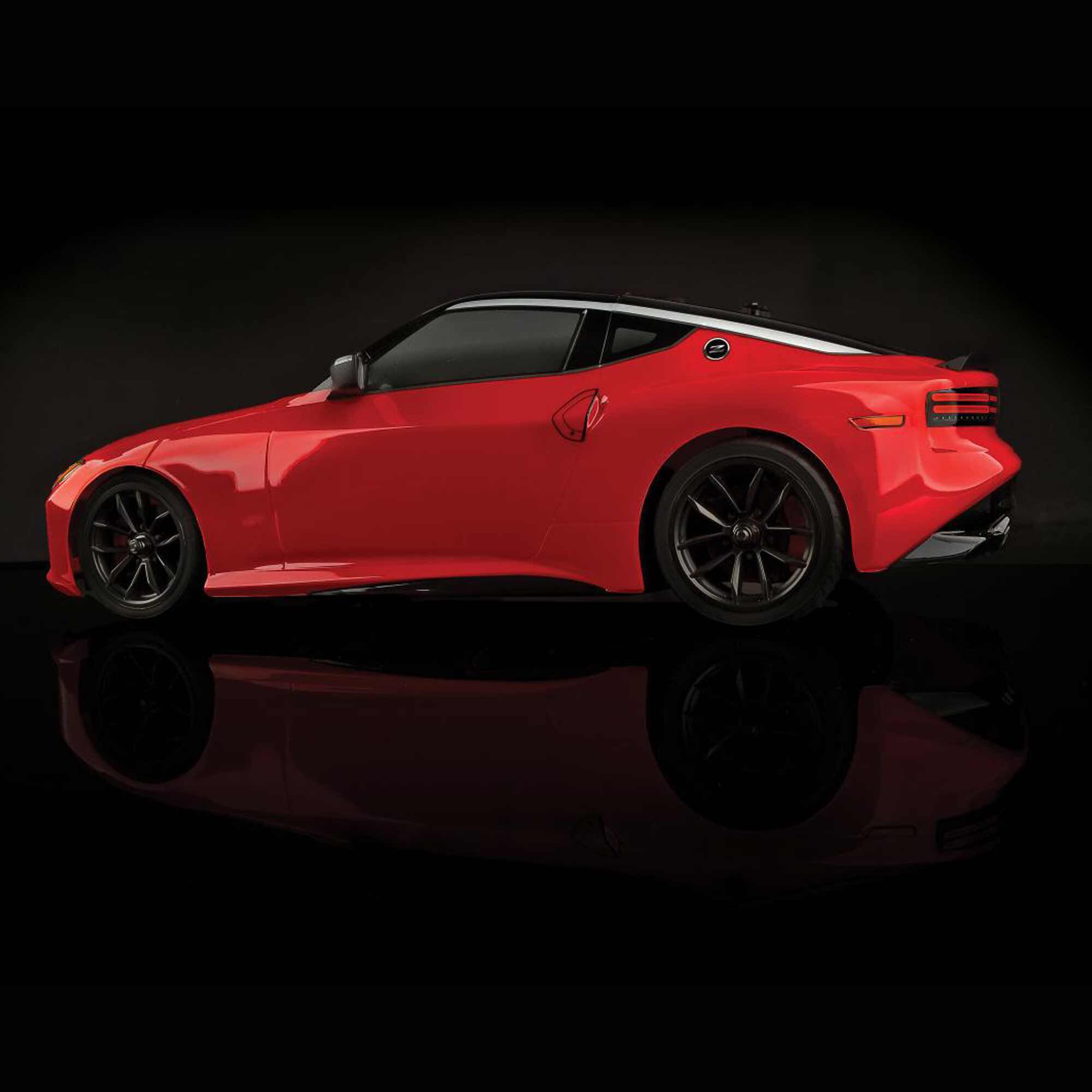 Team Associated 1/10 Apex2 Sport Nissan Z RTR, LiPo Combo