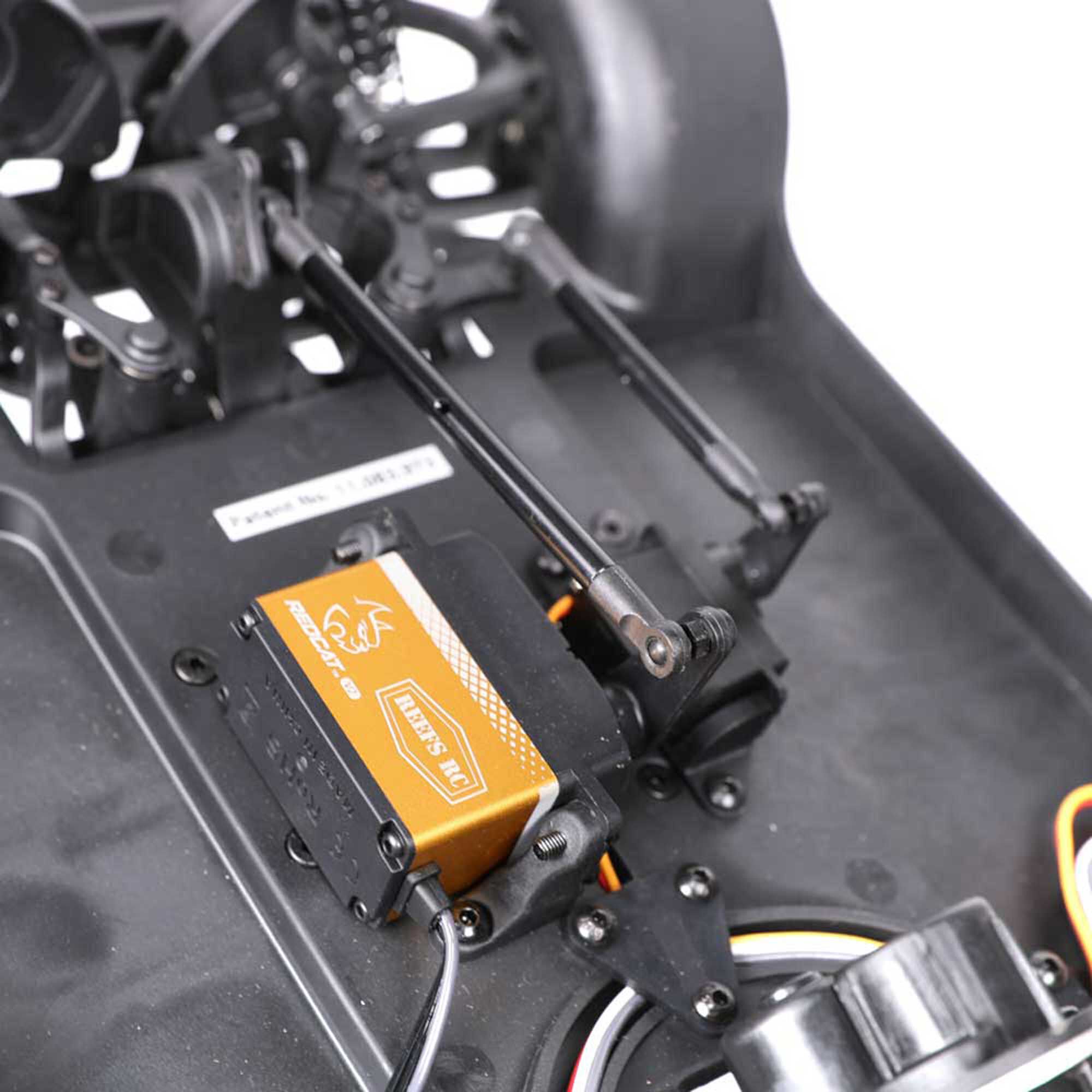 Redcat Racing 1/10 SixtyFour Chevrolet Impala Hopping Lowrider, Blue/White