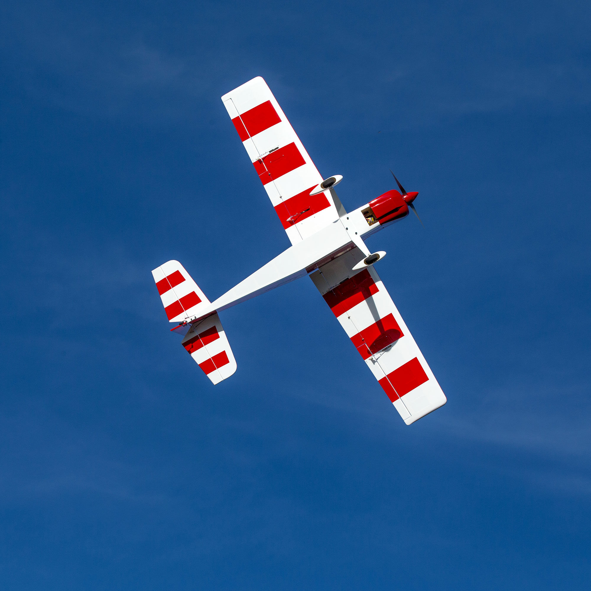 Hangar 9 Valiant 10cc ARF, 69"