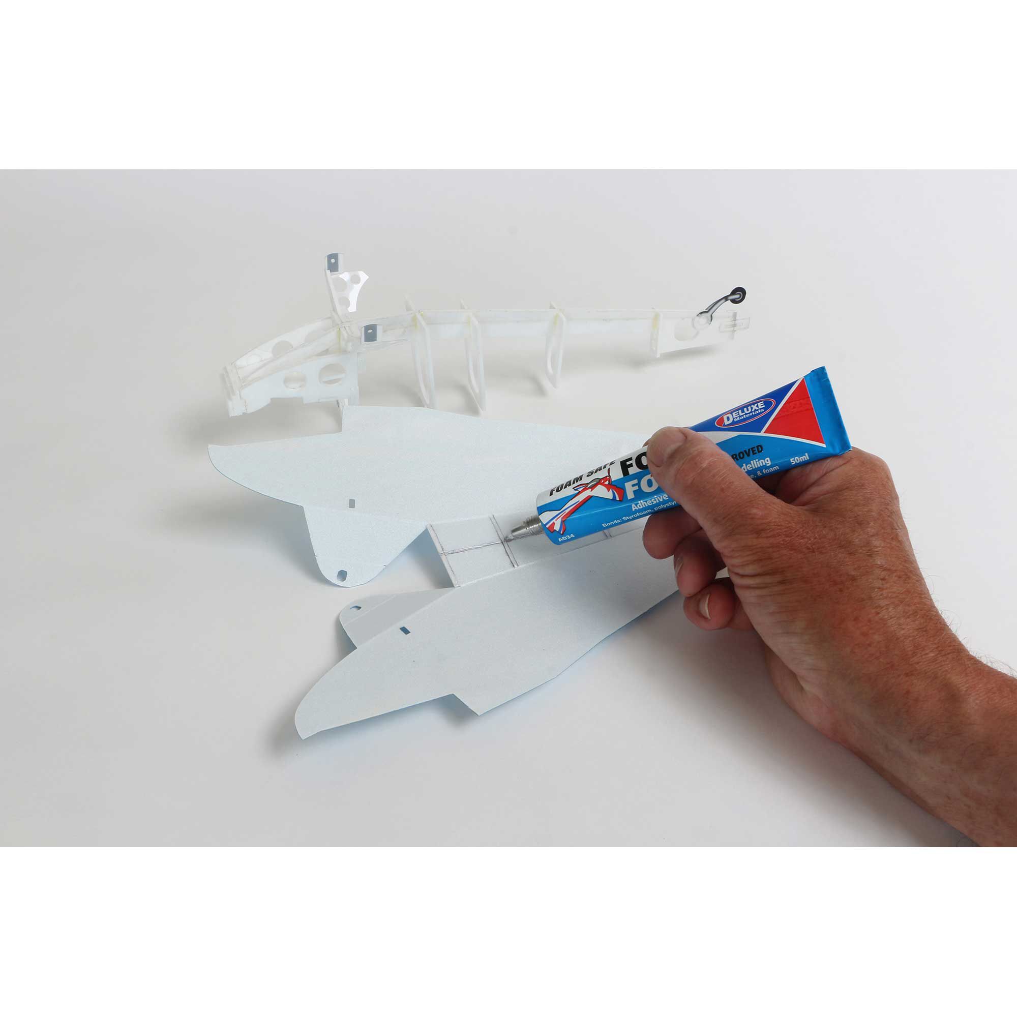 Deluxe Materials Foam 2 Foam, Foam Safe Glue (50ml): EPO, EPS, Wood