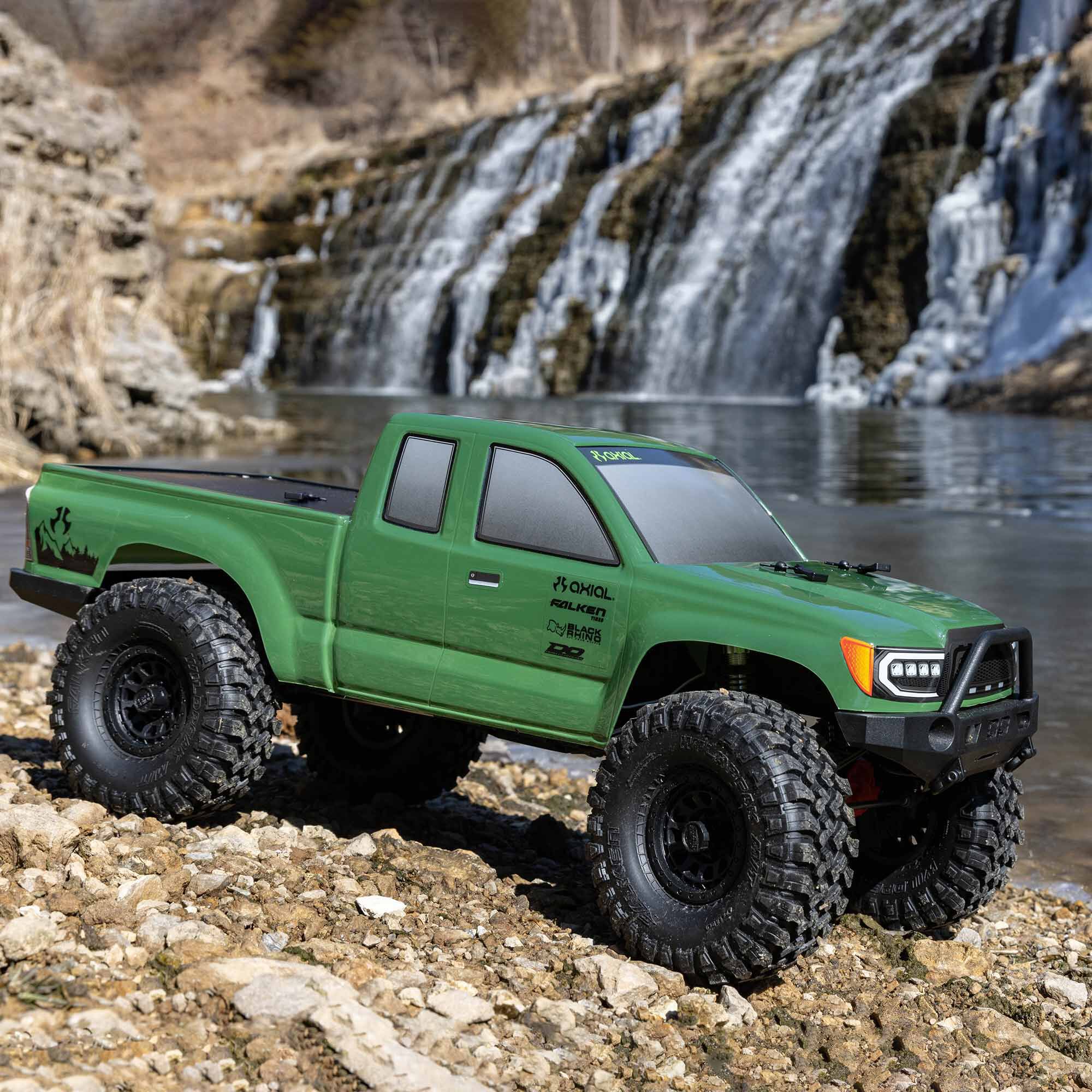 Axial 1/10 SCX10 III Base Camp 4X4 Rock Crawler Brushed RTR