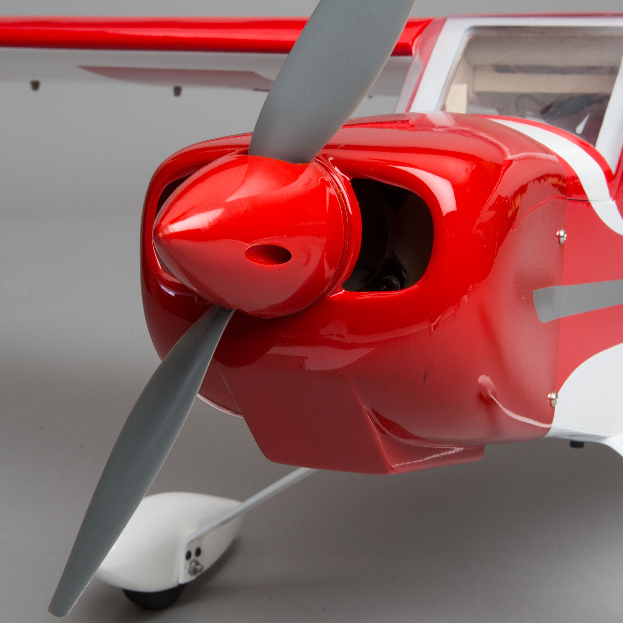 Hangar 9 Valiant 10cc ARF, 69"