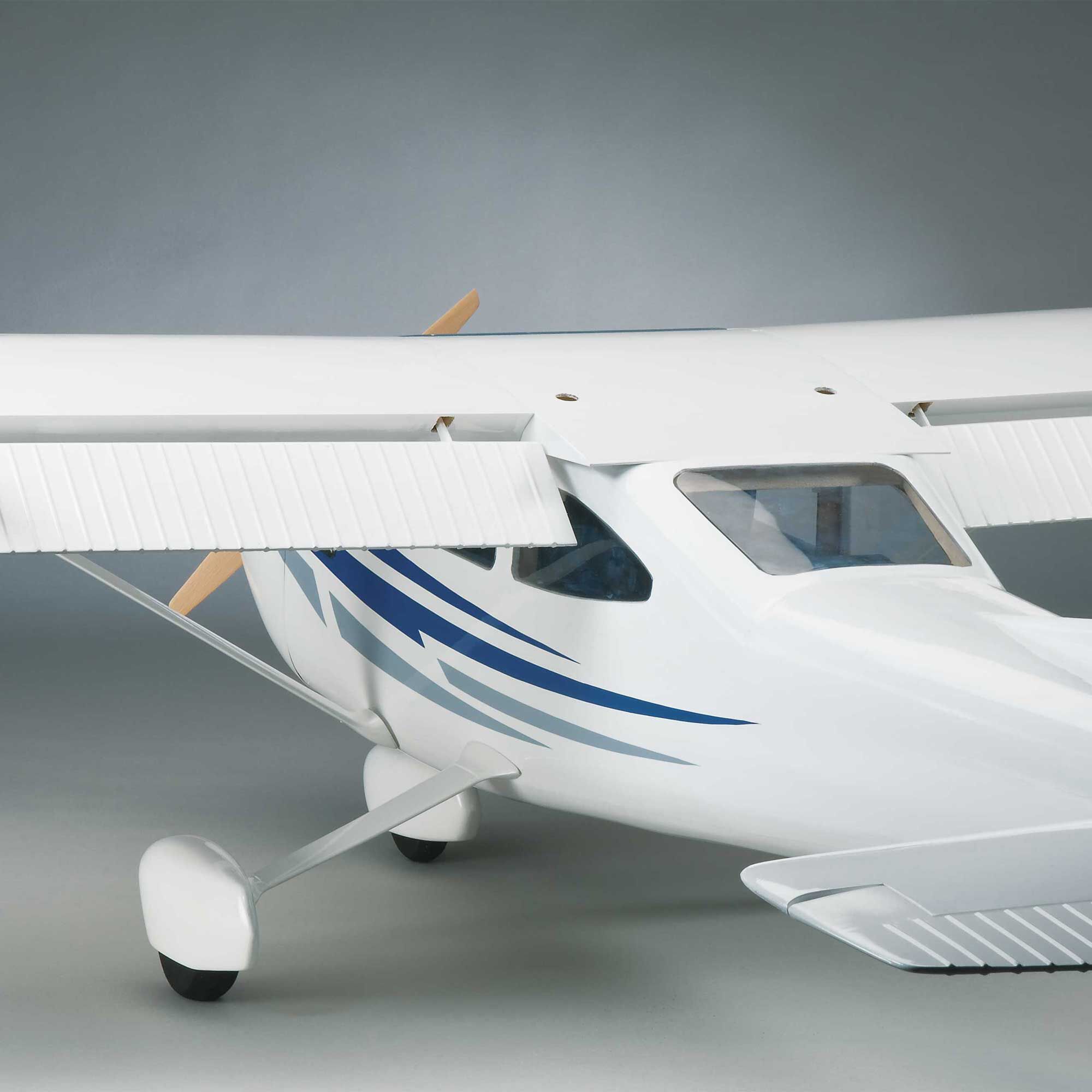 Top Flite Cessna 182 Skylane .60-.91 GP/EP ARF, 81"