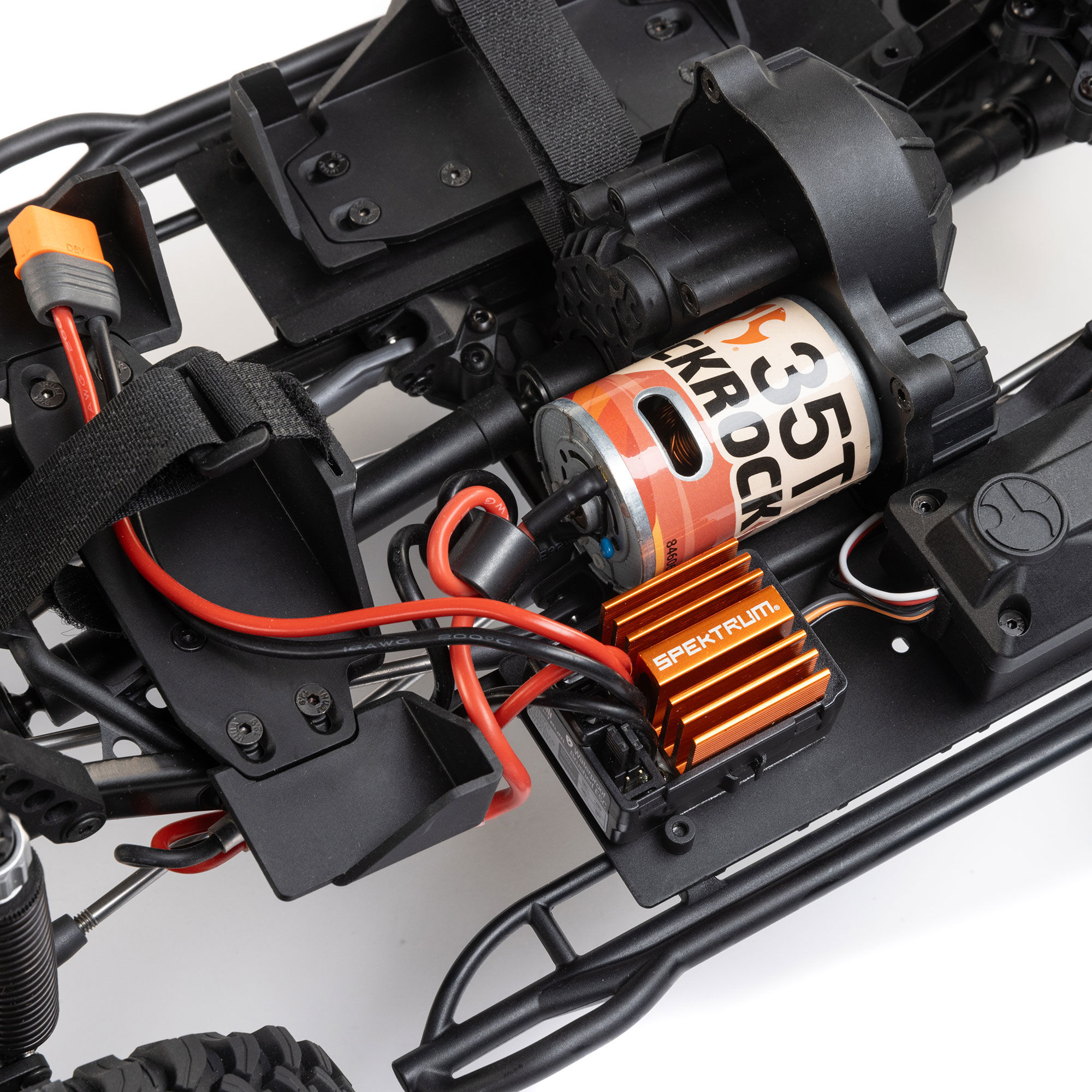 Axial 1/10 SCX10 III Base Camp 4X4 RTR Brushed Rock Crawler, White