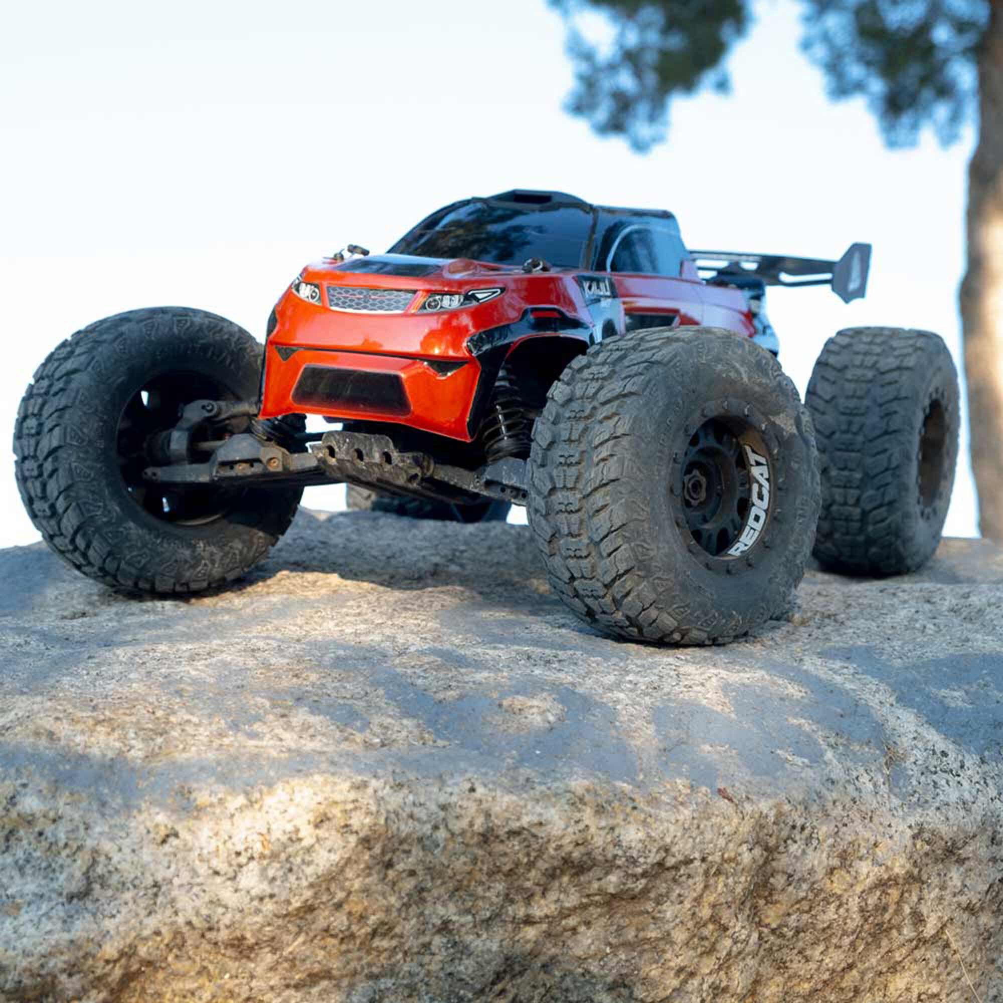 Redcat Racing 1/8 Kaiju 4X4 6S Brushless Monster Truck RTR, Copper