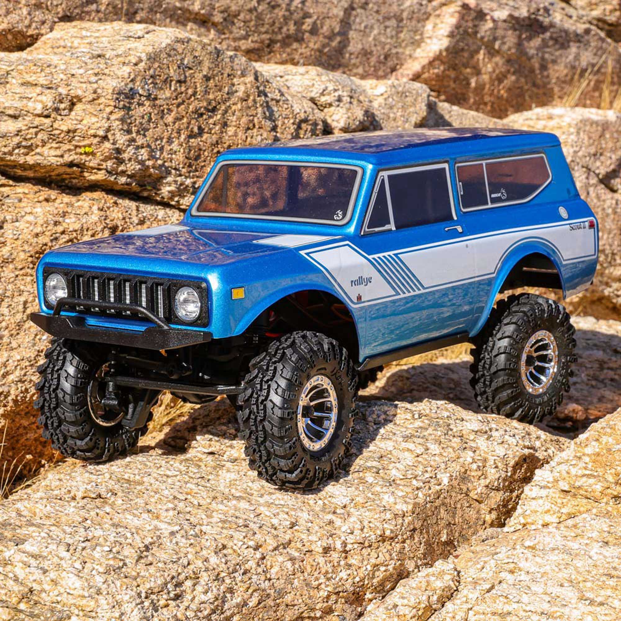 Redcat Racing 1/18 Ascent-18 International Scout II 4x4 Rock Crawler RTR, Blue
