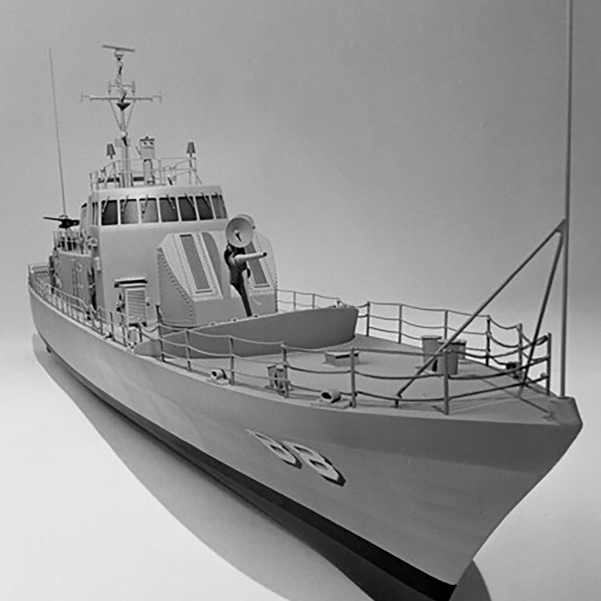 Dumas Products, Inc. USS Crockett Kit, 51"
