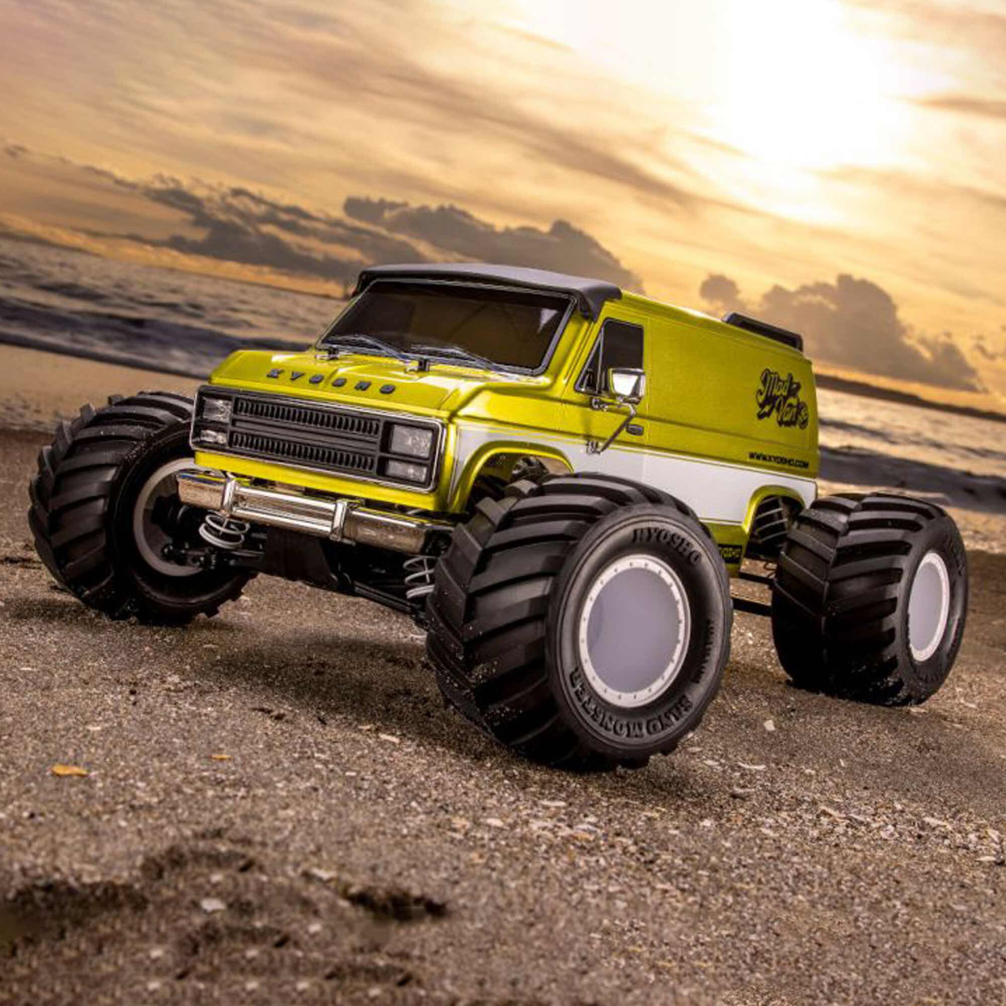 Kyosho 1/10 Mad Van Fazer Mk2 FZ02L-BT Brushless 4x4 Monster Truck RTR, Gold