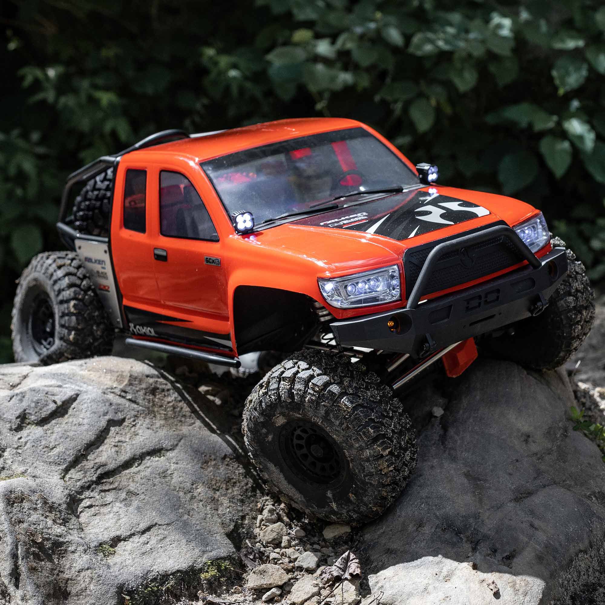 Axial 1/6 SCX6 Trail Honcho 4X4 RTR Brushed Rock Crawler, Red
