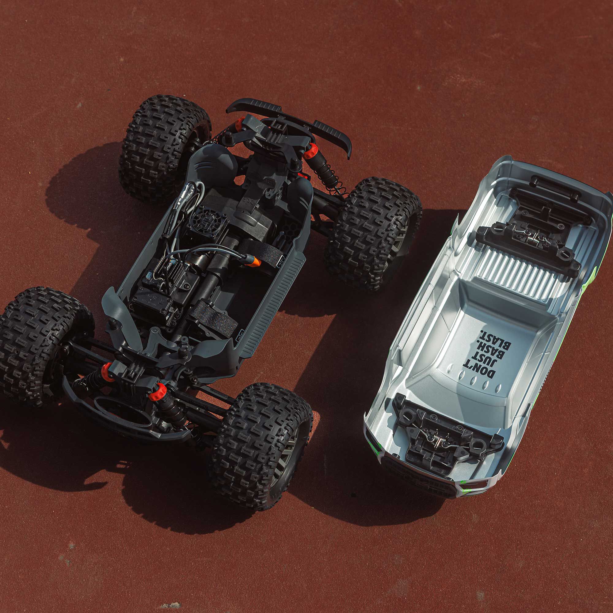 ARRMA 1/10 GRANITE MEGA 665 4X4 RTR Brushed Monster Truck, Green