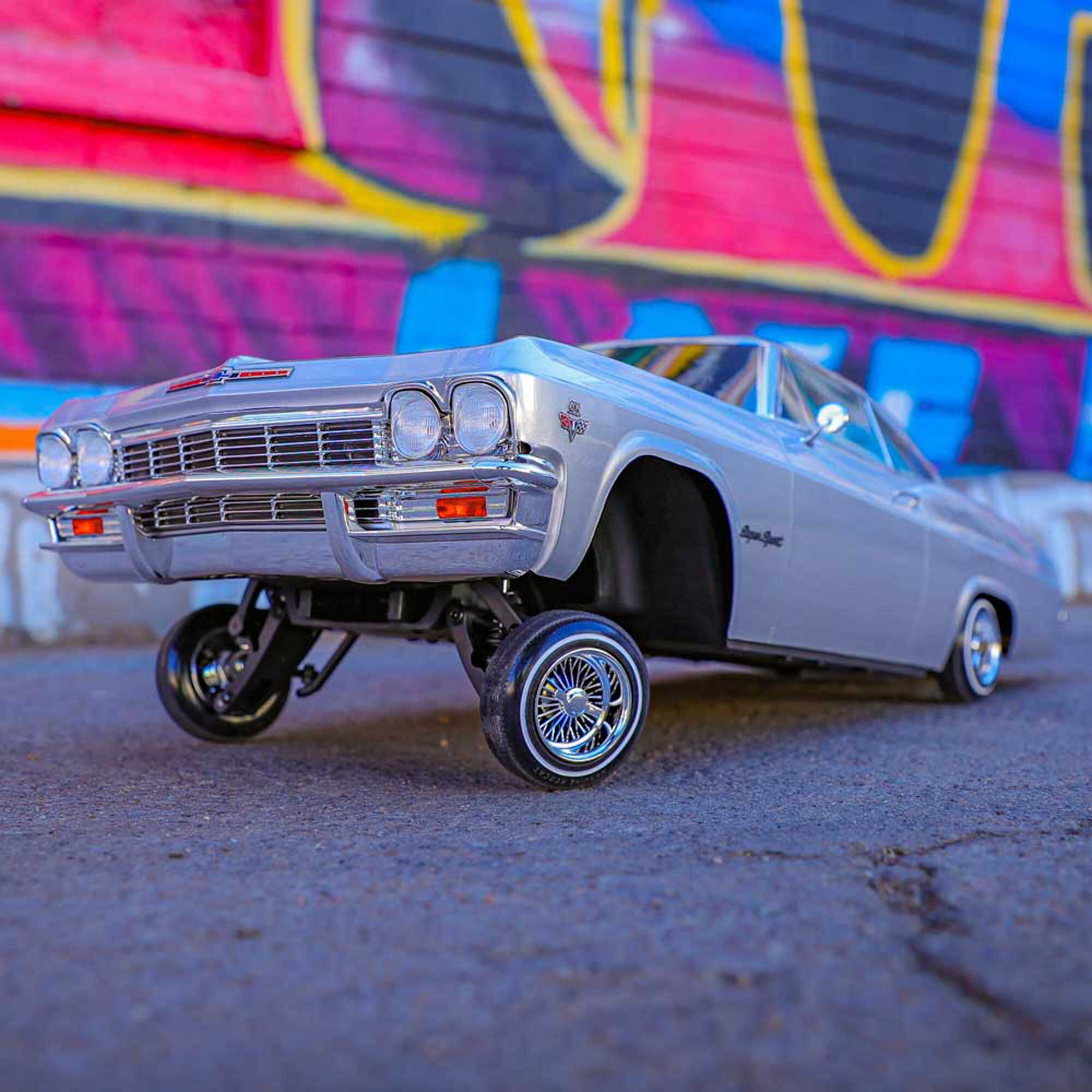 Redcat Racing 1/10 SixtyFive Chevy Impala SS 2WD Hopping Lowrider RTR, Silver