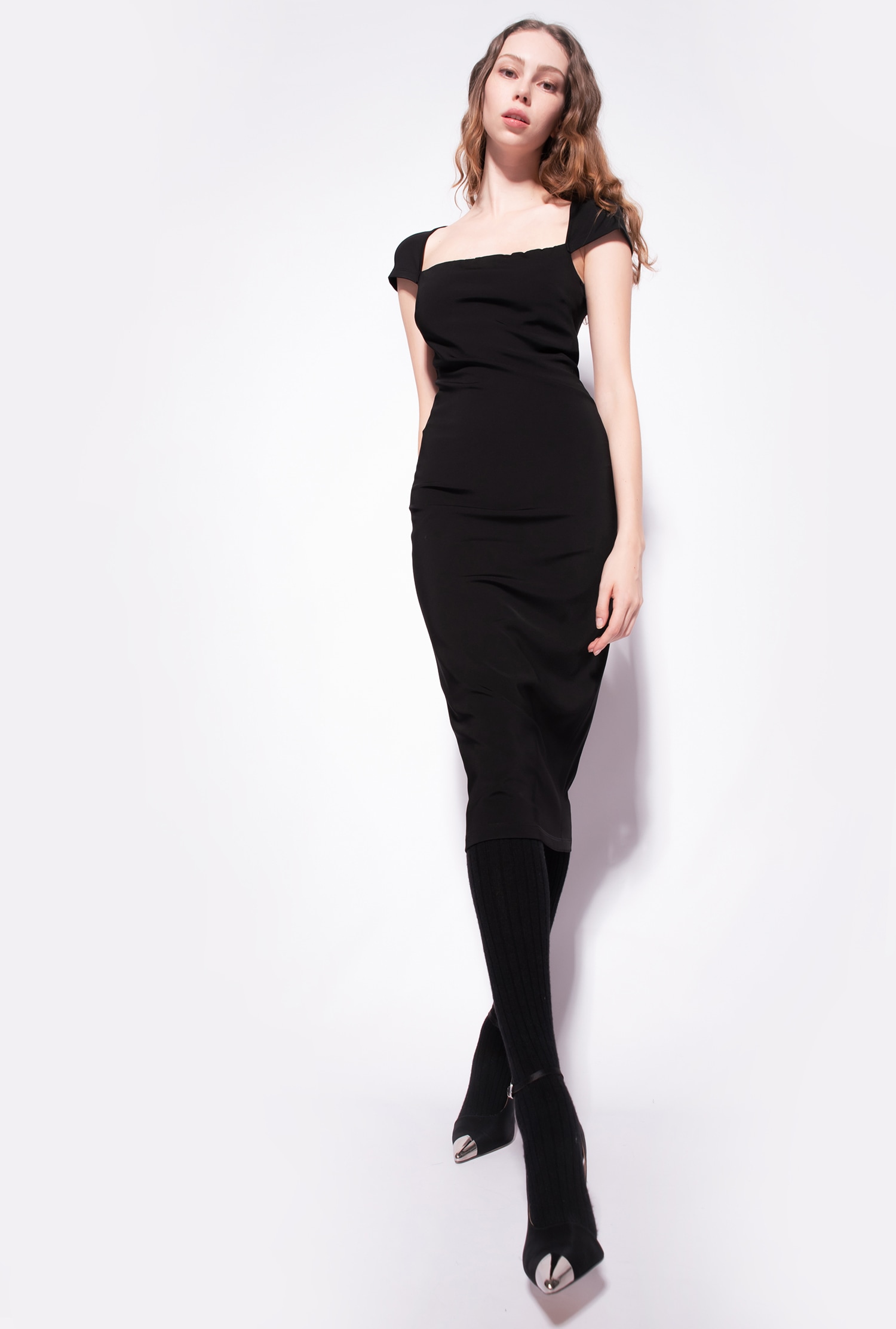 Long, plain, snug-fitting dress