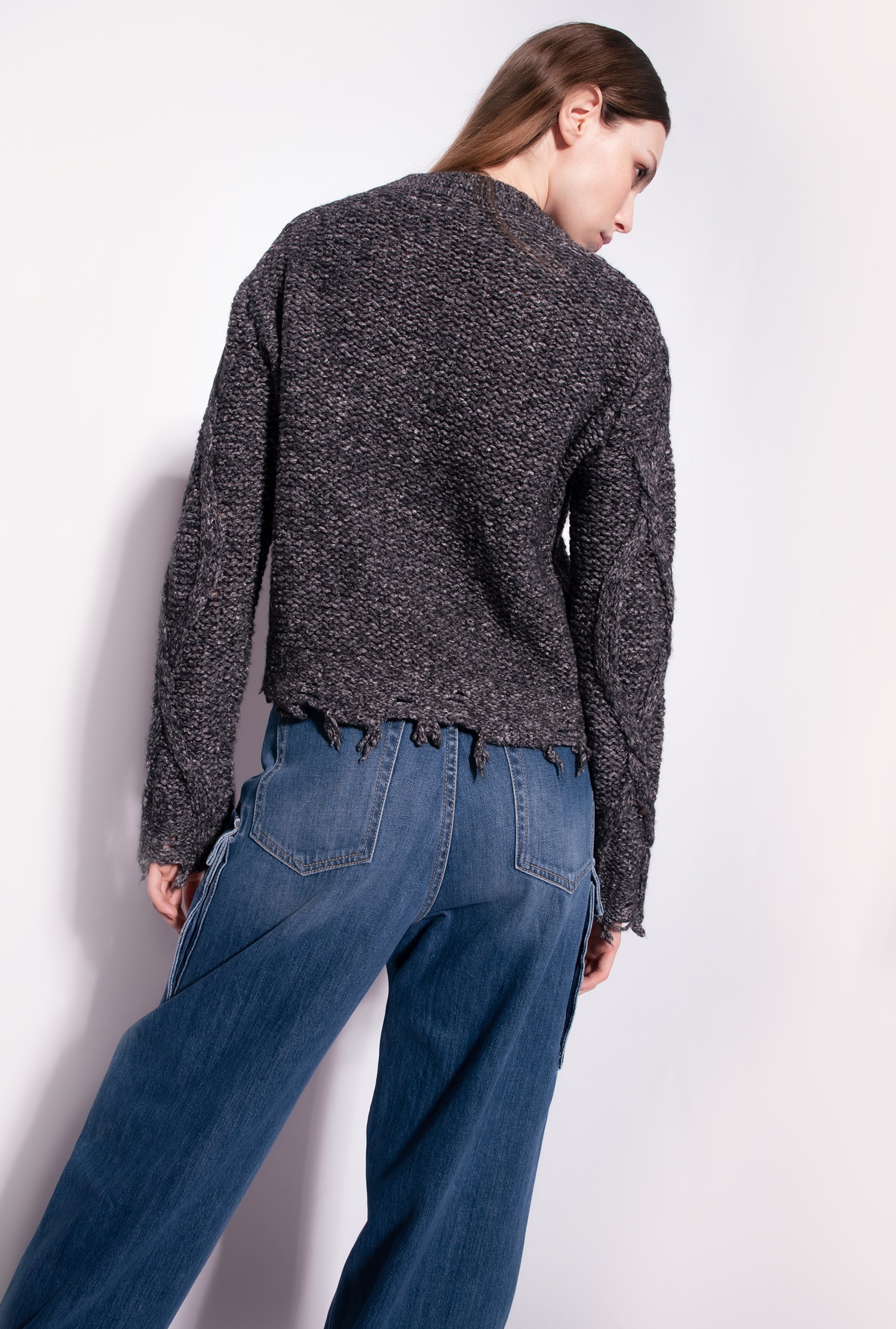 Used-look pullover with maxi-diamond knit