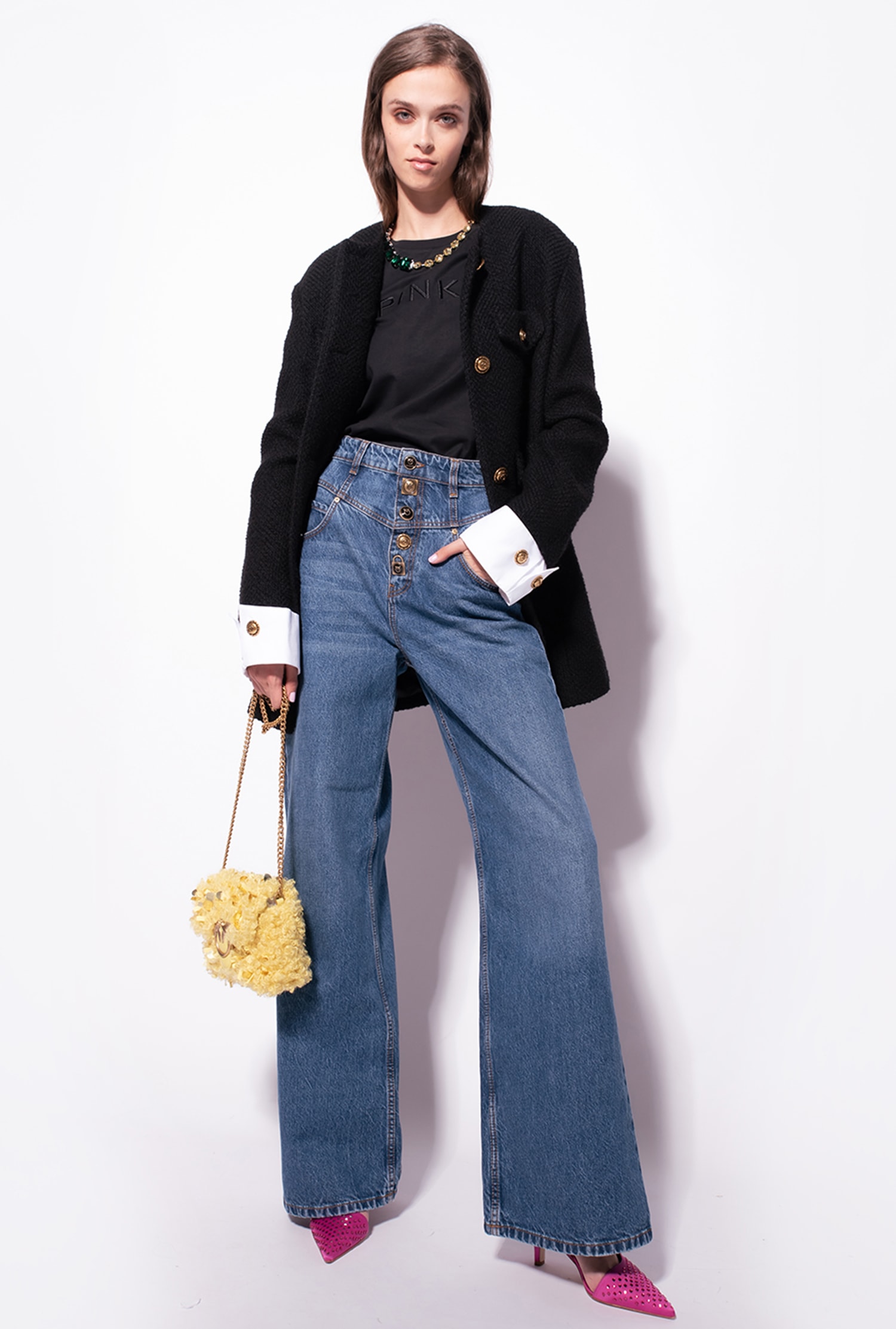 T-shirt with jewel necklace