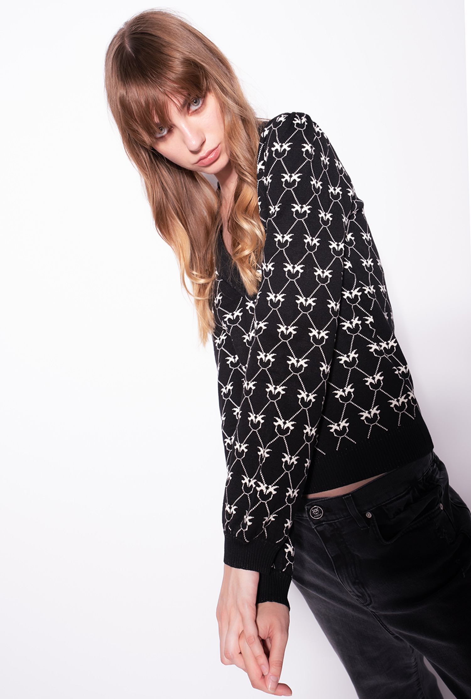 Monogram sweater with wide sleeves