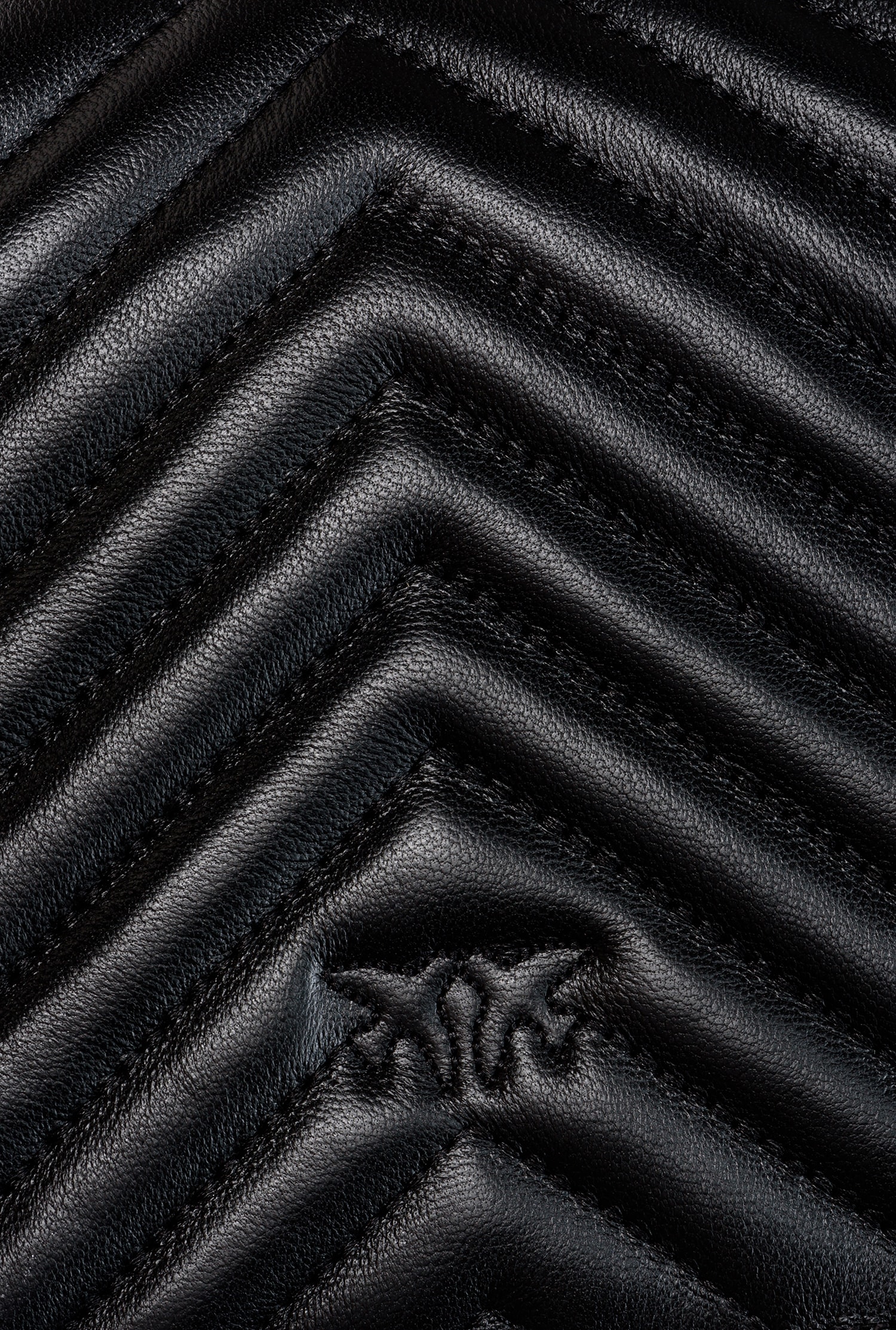 Classic Love Bag Click Chevron