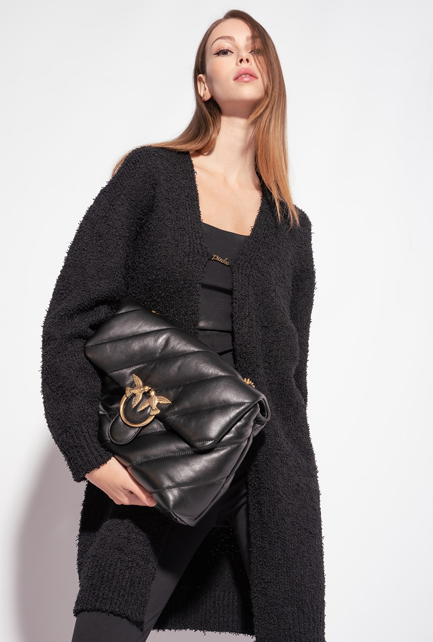 Cardigan with logo hook