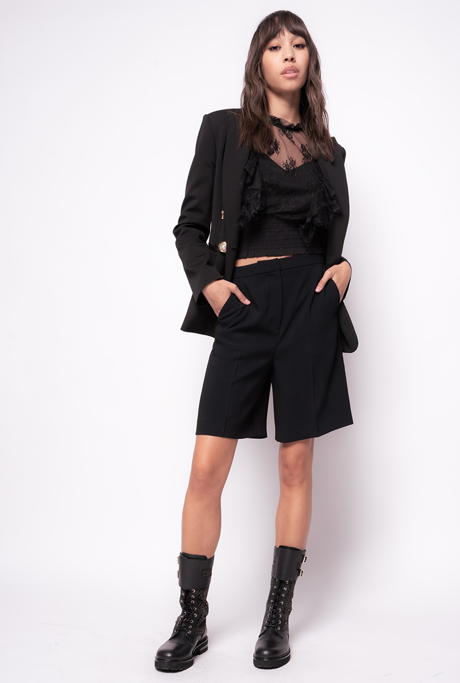 Long stretch crepe shorts