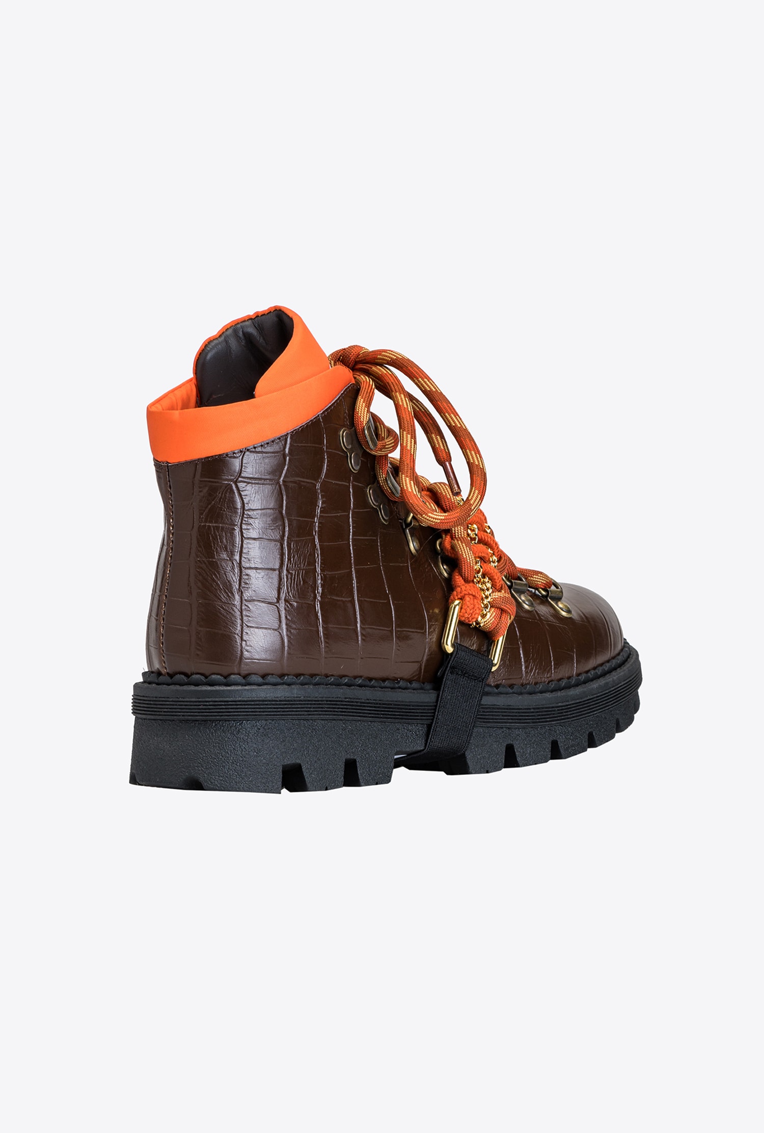 Leather boots with cord insert