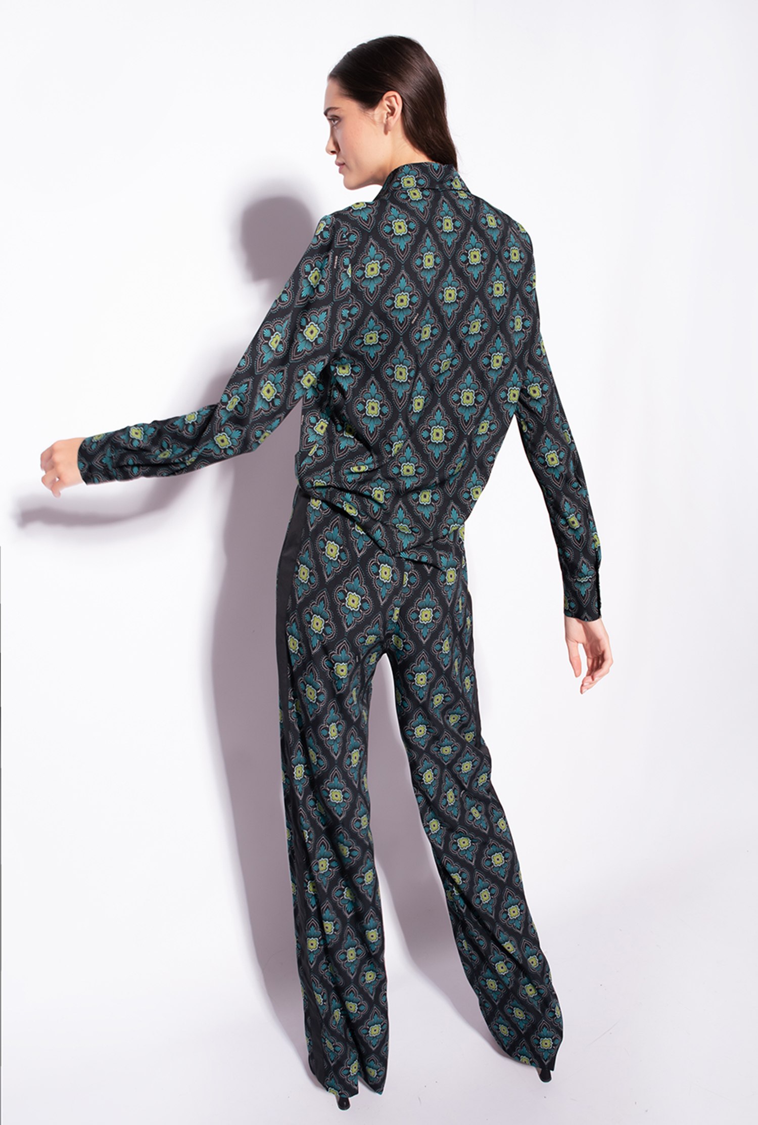 Geometric floral shirt