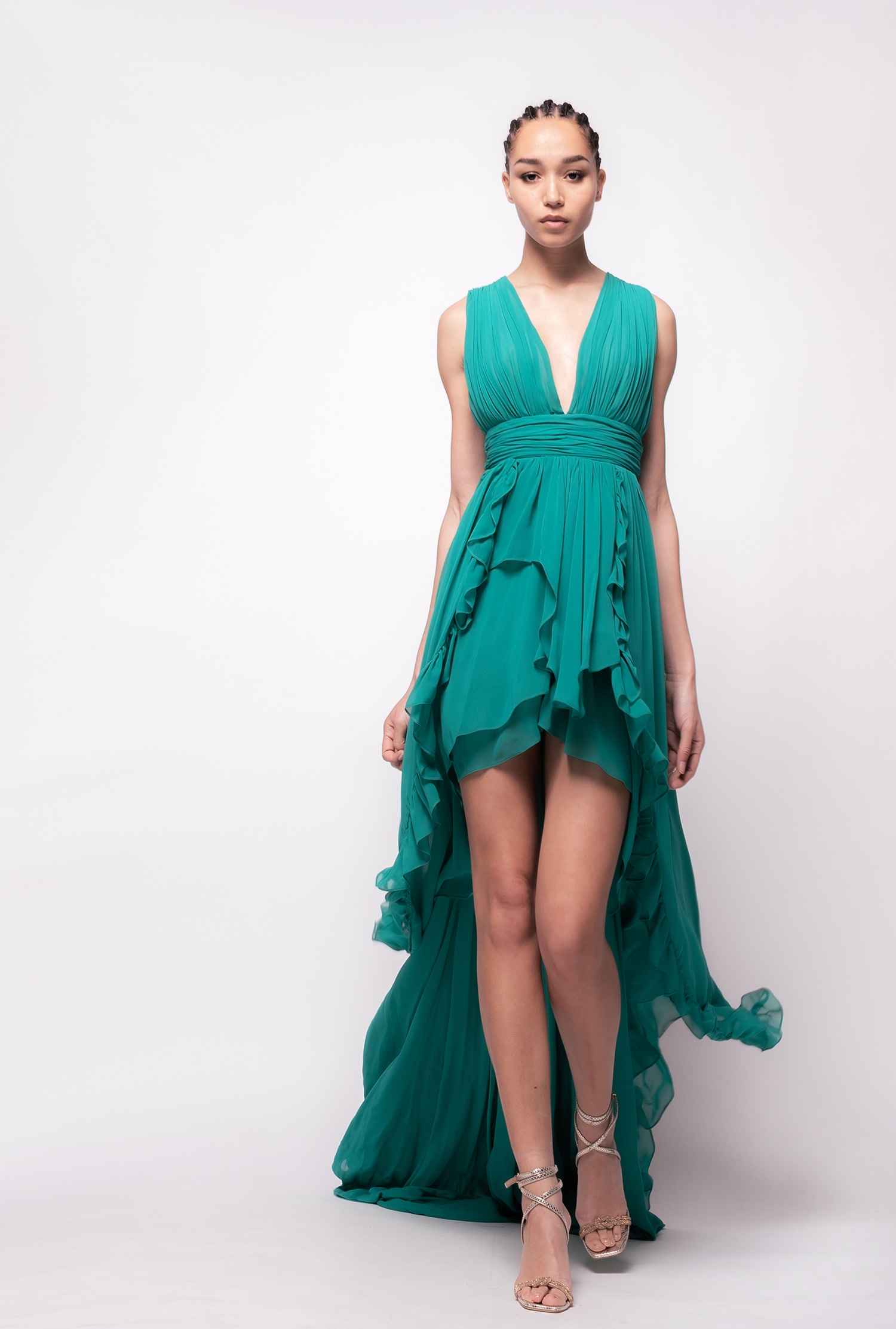 Long dress with frills