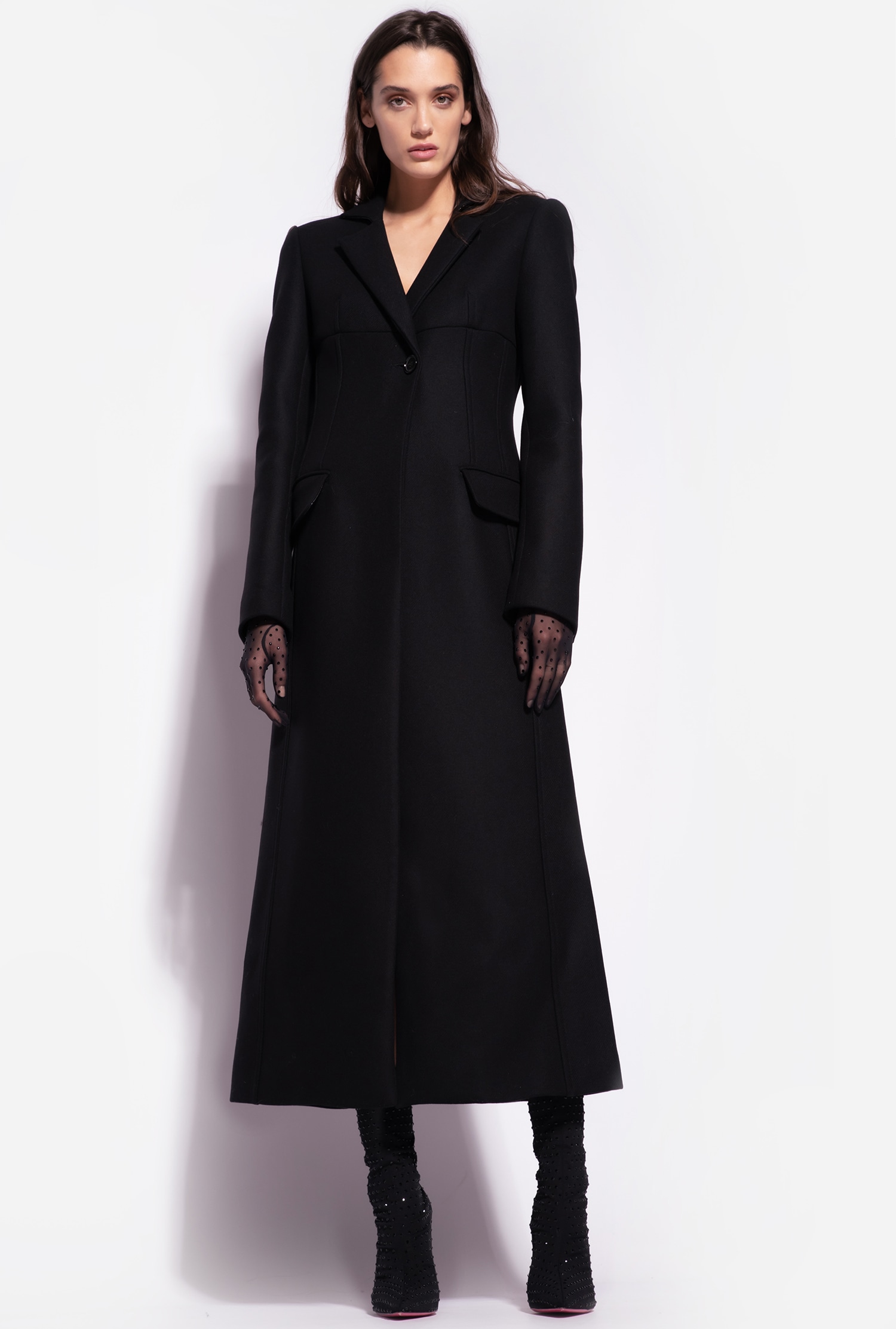 Long fitted coat