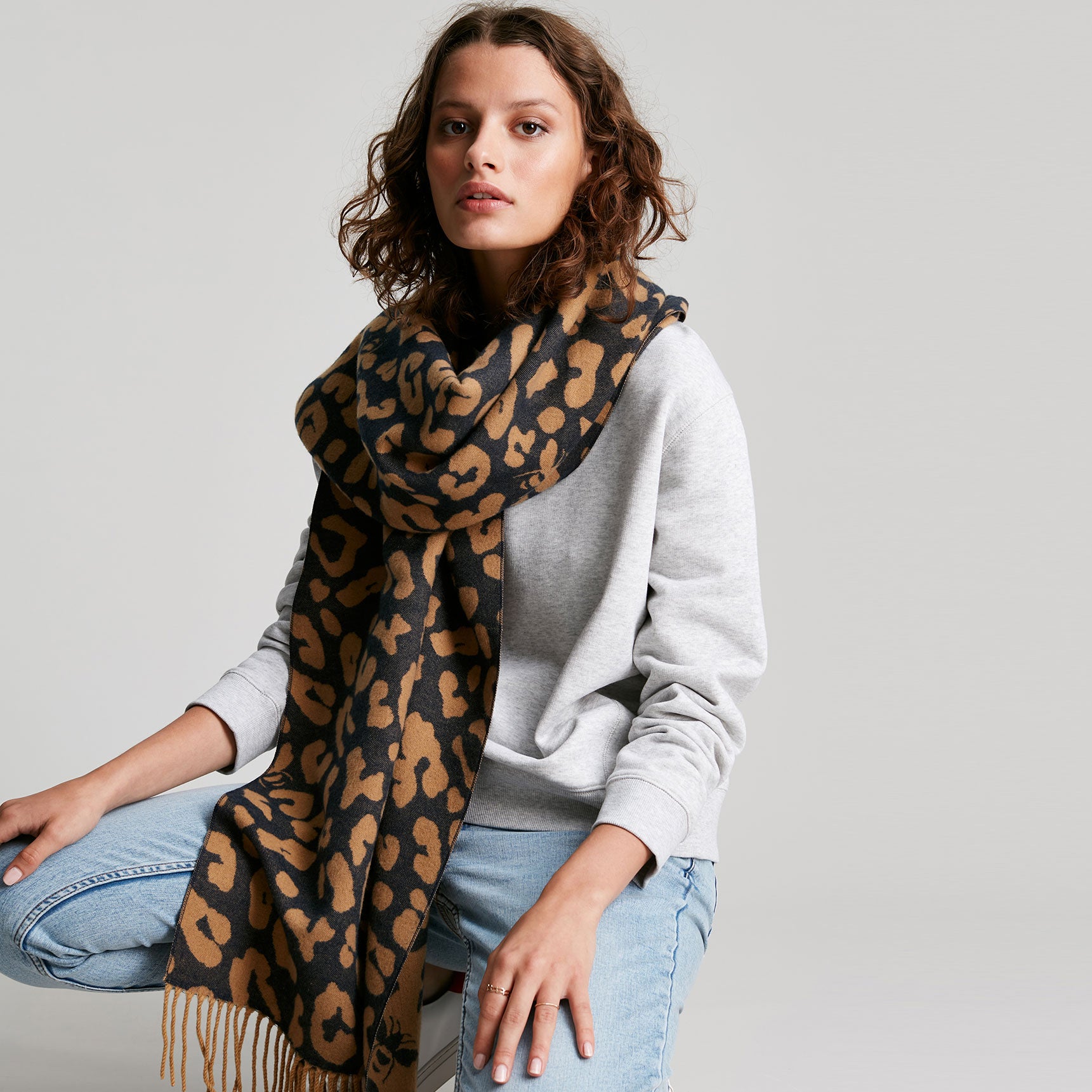 Joules Ladies Elissa Jacquard Warm Handle Scarf