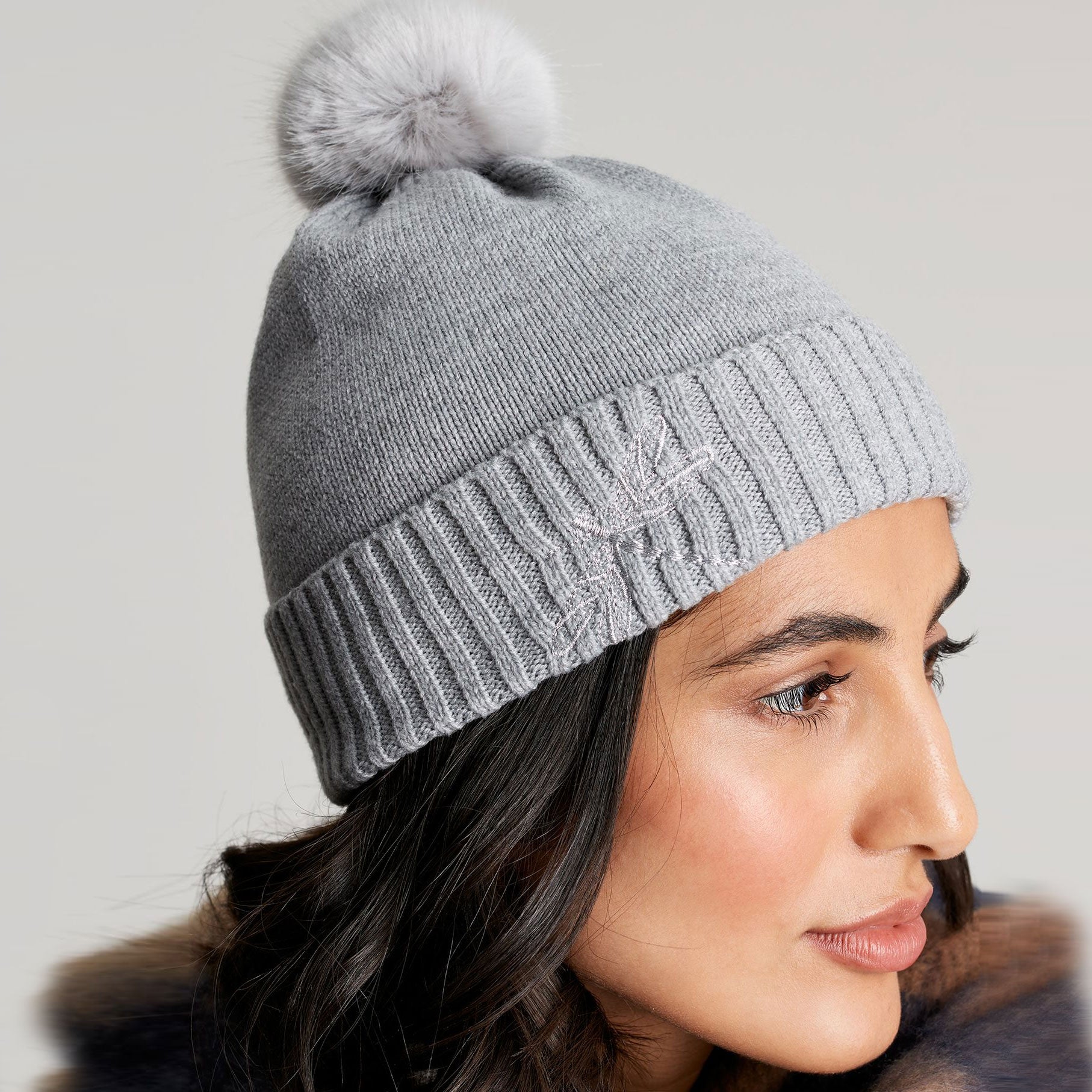 Joules Ladies Stafford Knitted Hat With Embellishment