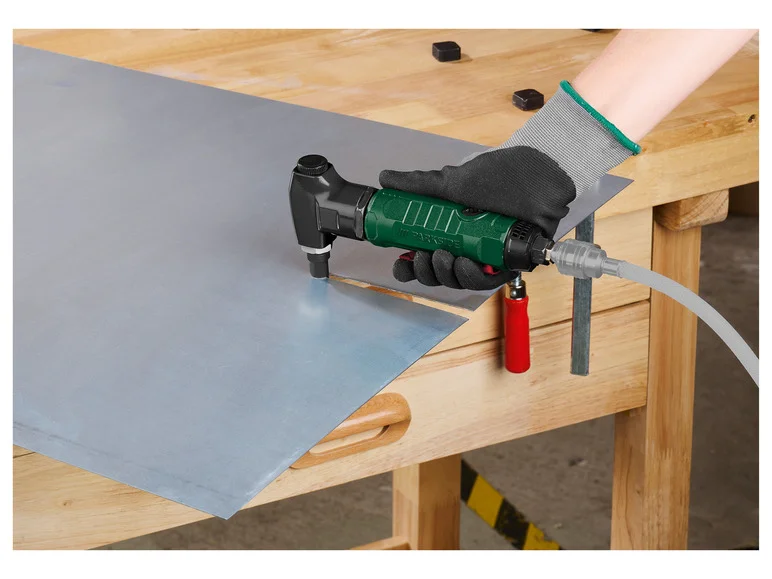 Grignoteuse à tôle, dérouilleur à aiguilles ou unité de maintenance pneumatique