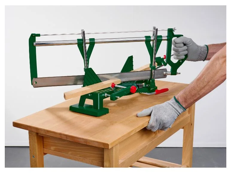 Scie à onglet double