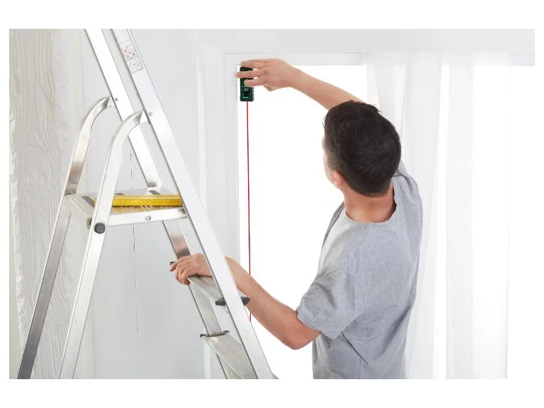 Niveau laser en croix PKLL 7 F6 ou Télémètre laser PLEM 20 B5