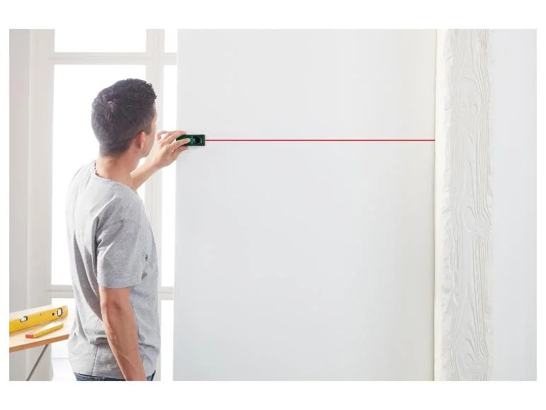 Niveau laser en croix PKLL 7 F6 ou Télémètre laser PLEM 20 B5