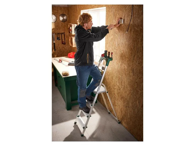 Escabeau en aluminium