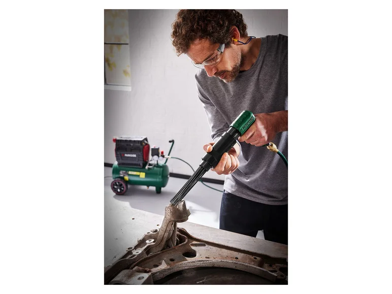 Grignoteuse à tôle, dérouilleur à aiguilles ou unité de maintenance pneumatique