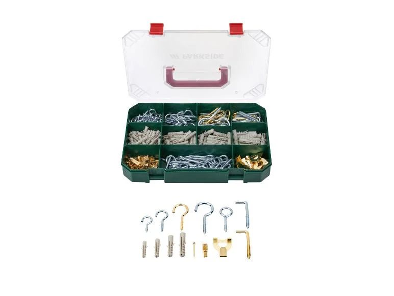 Assortiment de petits accessoires