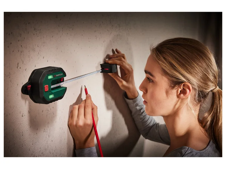 Niveau à bulle avec mètre ruban PLLM 10 A1