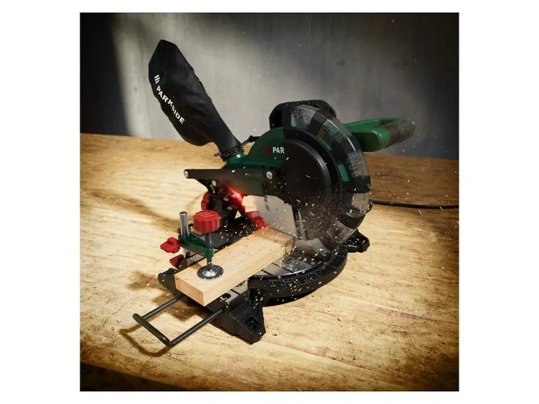 Scie à onglet + Support de machine universel