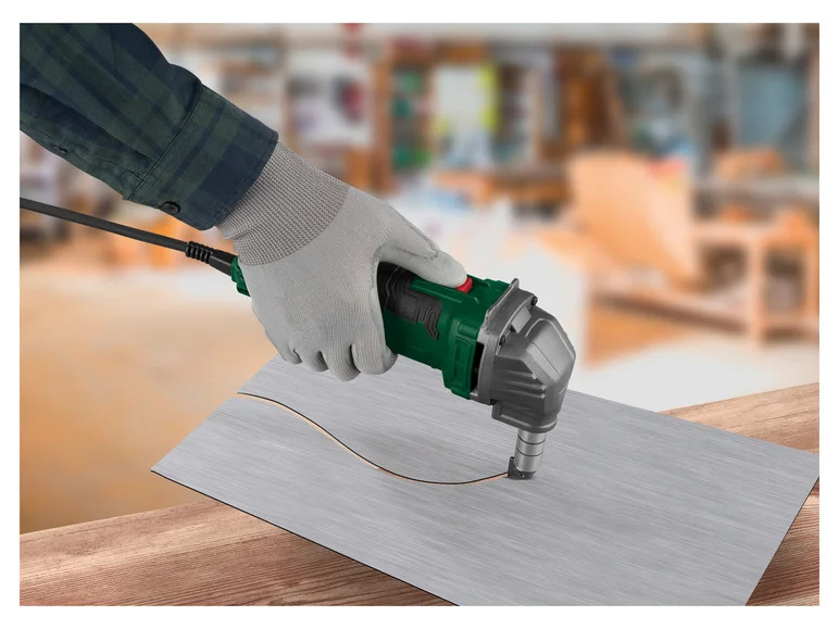 PARKSIDE® Grignoteuse PMK 550 C2, 550 W