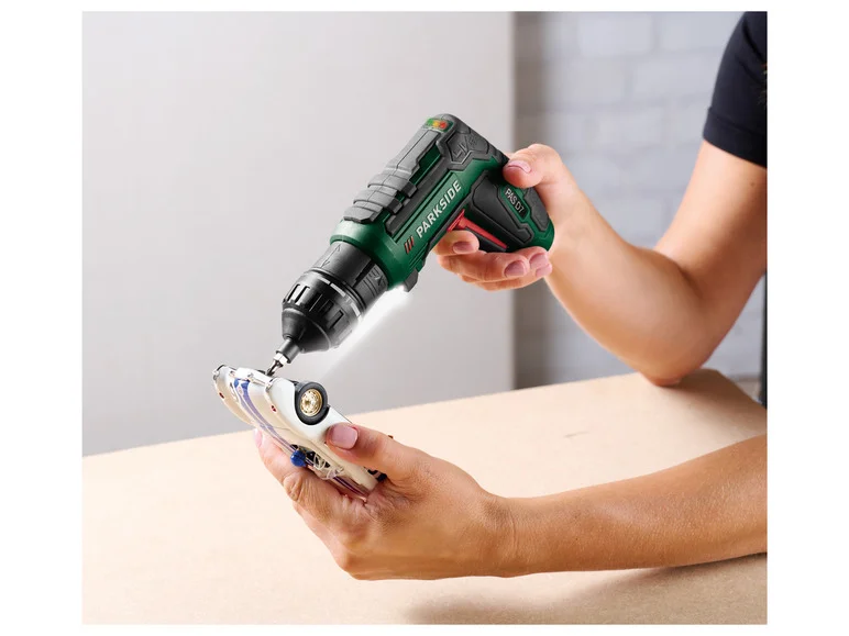 Visseuse sans fil avec embouts interchangeables PAS D7