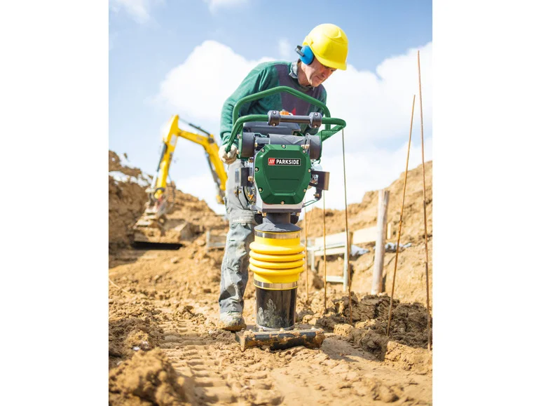PARKSIDE® Pilonneuse vibrante à essence PVS 4780 A1, 10000 N, 5,7 CV