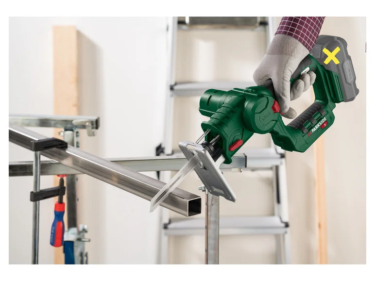 PARKSIDE® Scie sauteuse et scie sabre sans fil 2en1 PSSSA 20 Li B2, 20 V