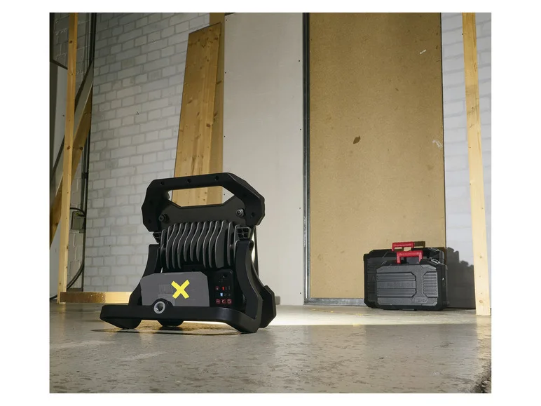 PARKSIDE PERFORMANCE® Projecteur LED sans fil PPBSTA 20-Li A1, 20 V