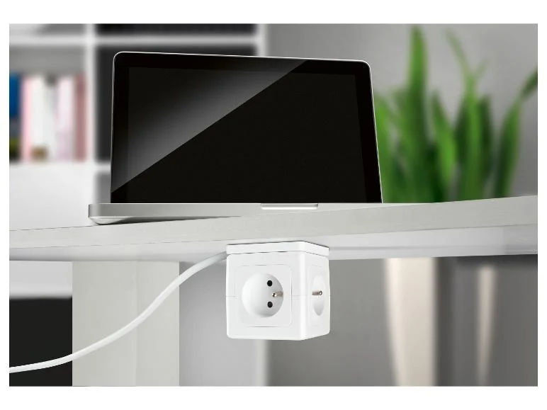 Cube multiprise avec ports USB