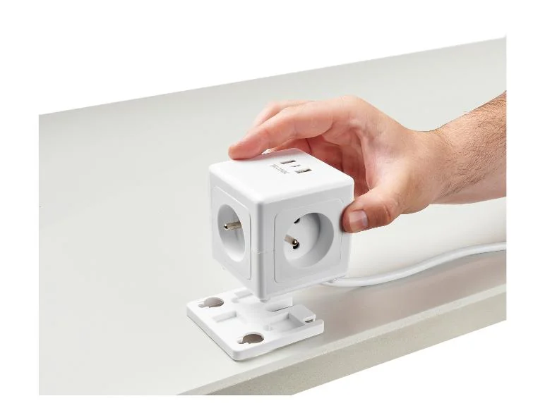 Cube multiprise avec ports USB